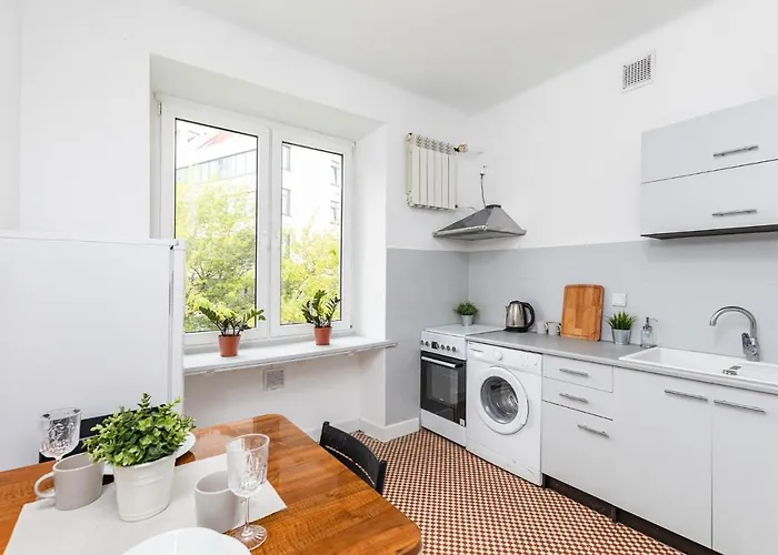 Superapart Zelazna 29